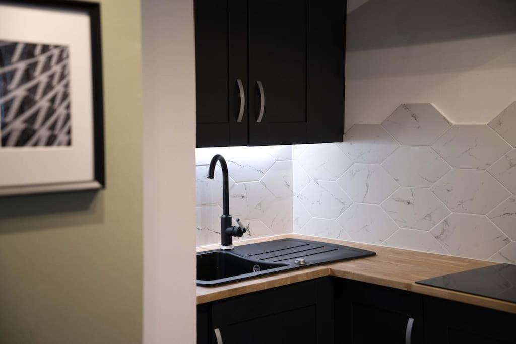 Appartement-Terrasse Centre Historique Uzès Екстериор снимка