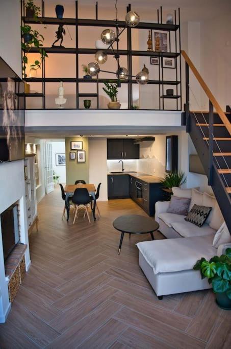 Appartement-Terrasse Centre Historique Uzès Екстериор снимка