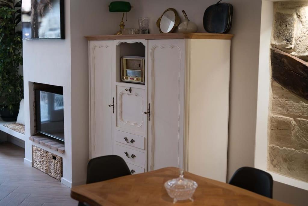 Appartement-Terrasse Centre Historique Uzès Екстериор снимка