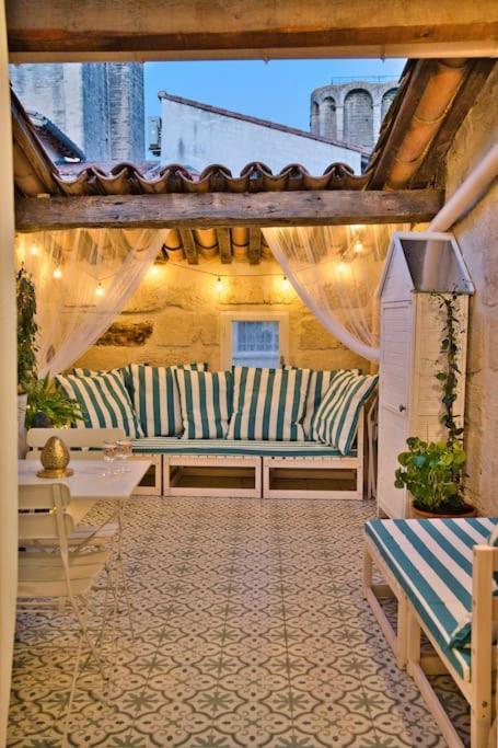 Appartement-Terrasse Centre Historique Uzès Екстериор снимка